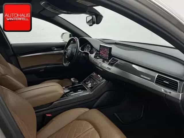 Audi S8 4.0 TFSI Qu CARBON ESD+AHK+HUD+BOSE+MATRIX+ 07/2017-photo-22