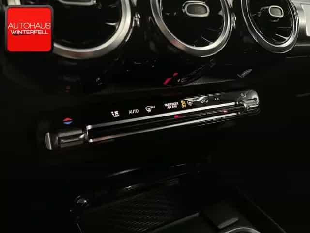 Mercedes-Benz GLB-Class d 7SITZ+DIGITAL+KAMERA+CARPLAY+AUGMENTED 02/2021-photo-18