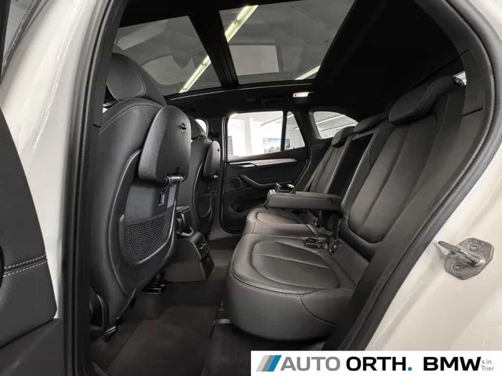 BMW X1 sDrive18d AUT. M-SPORT LEDER NAVI+ HUD PANO 03/2019-photo-15