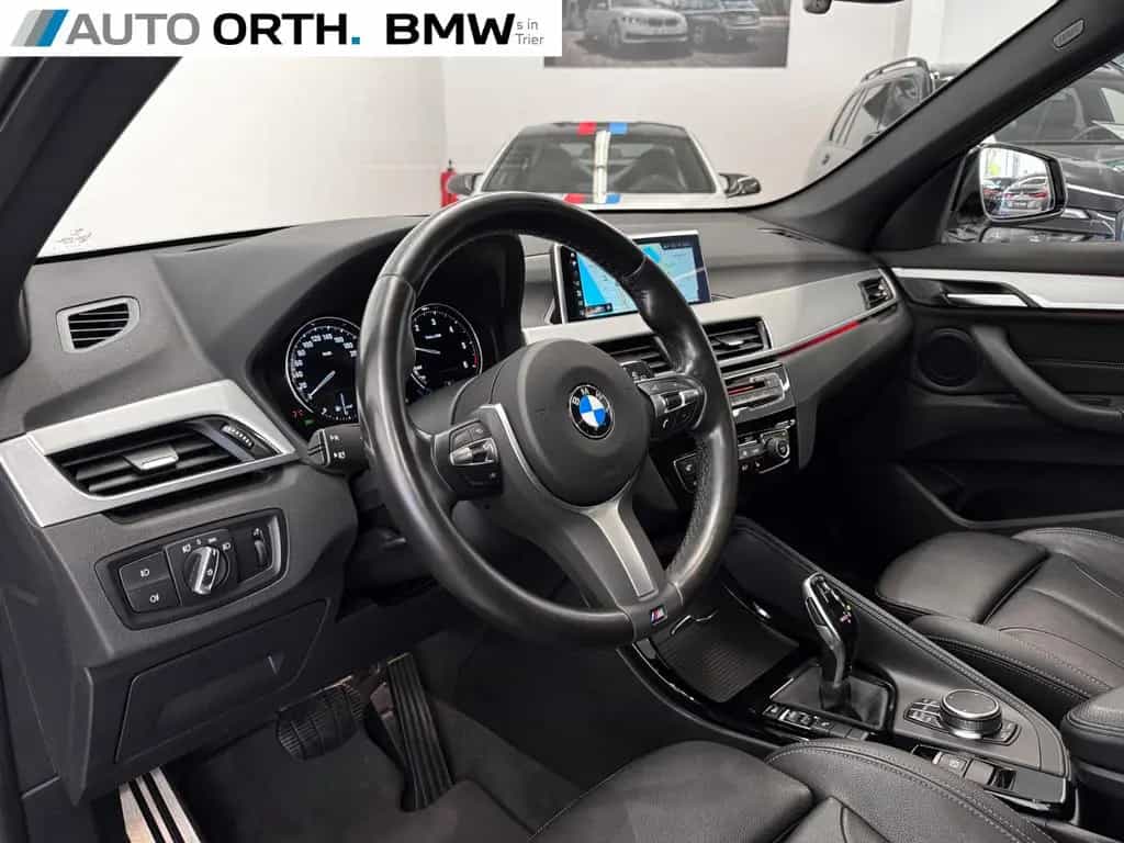 BMW X1 sDrive18d AUT. M-SPORT LEDER NAVI+ HUD PANO 03/2019-photo-18
