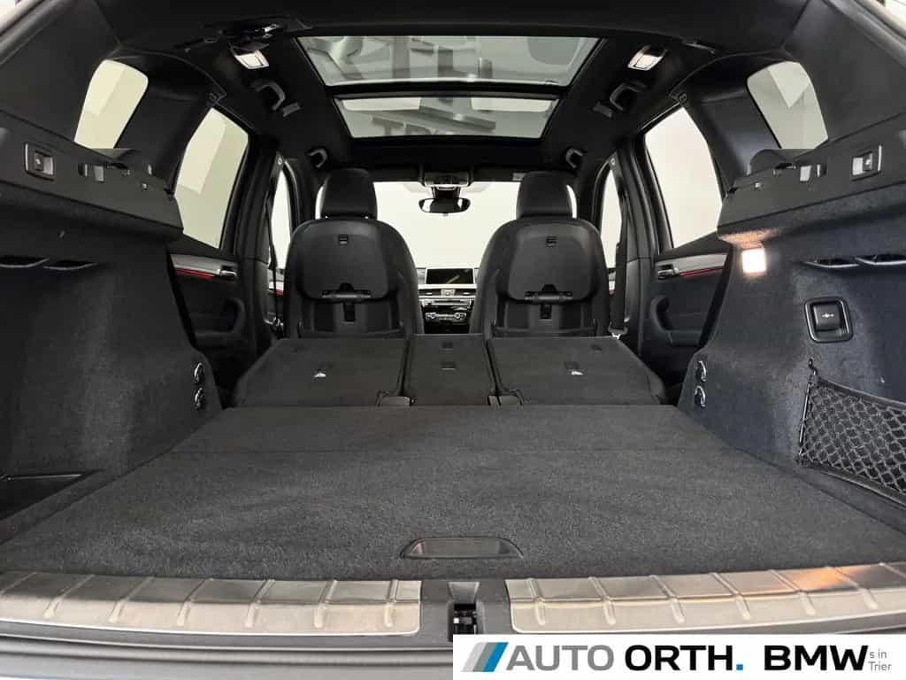 BMW X1 sDrive18d AUT. M-SPORT LEDER NAVI+ HUD PANO 03/2019-photo-27