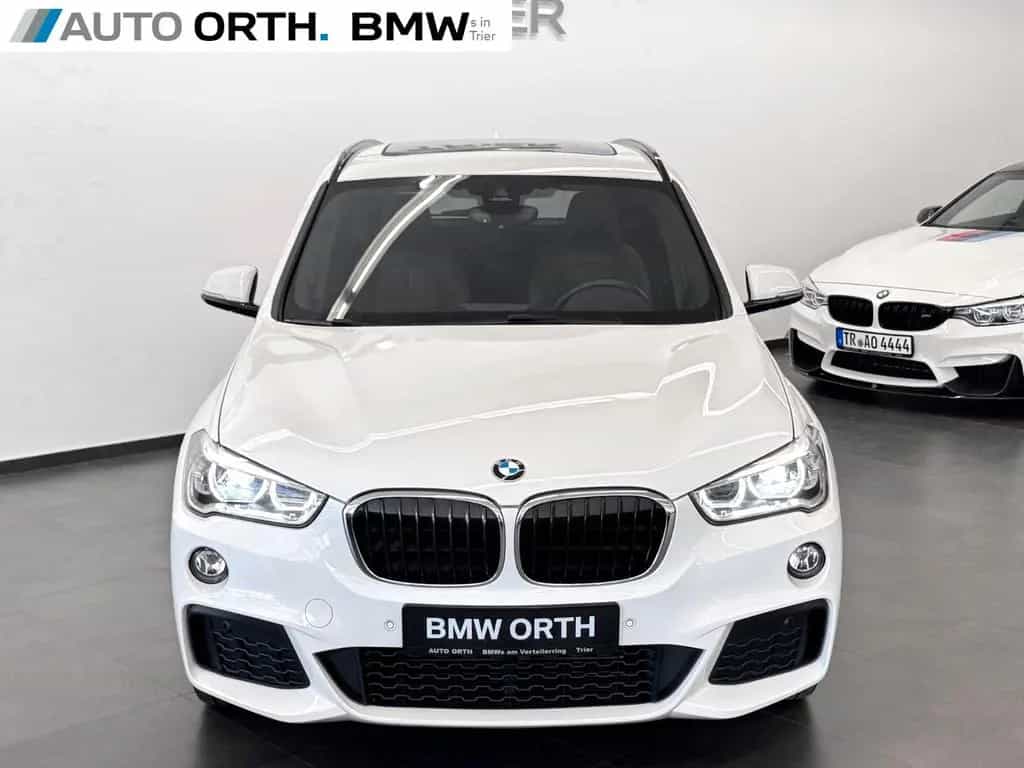 BMW X1 sDrive18d AUT. M-SPORT LEDER NAVI+ HUD PANO 03/2019-photo-7