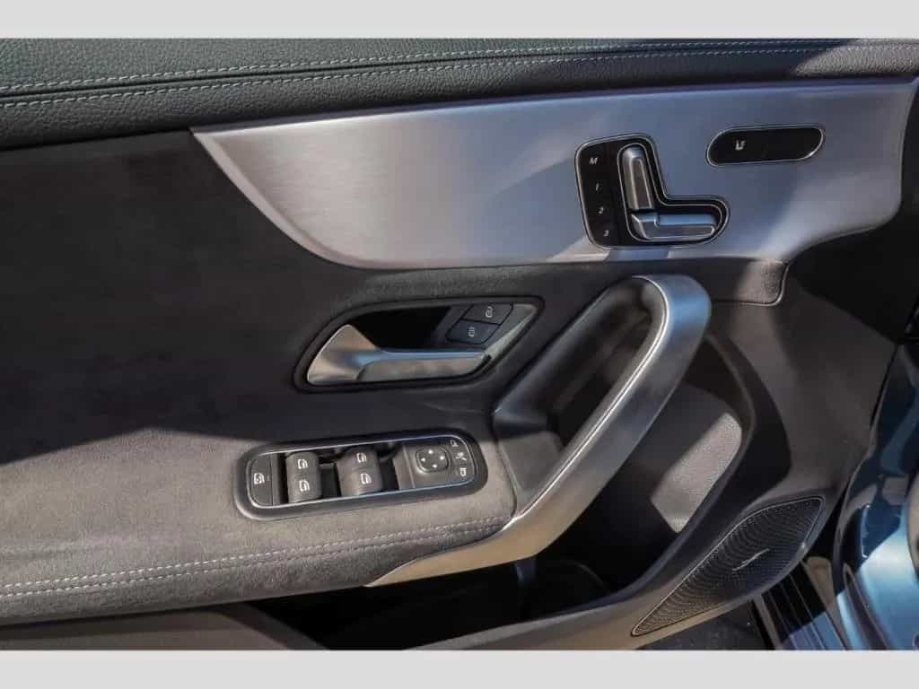 Mercedes-Benz A 35 AMG 4Matic Edition 360-Kam Multibeam LED HU 11/2018-photo-16