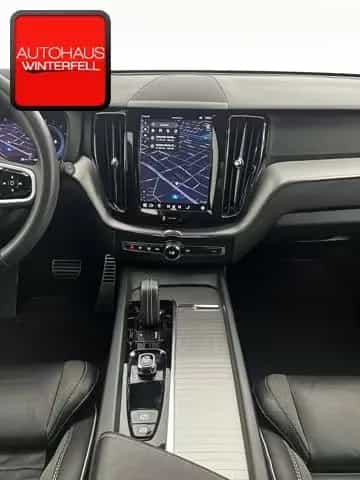 Volvo XC60 B5 B R-DESIGN MEMORY+AHK+KAMERA+GOOGLE+LED+ 03/2022-photo-16
