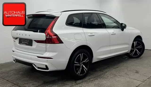 Volvo XC60 B5 B R-DESIGN MEMORY+AHK+KAMERA+GOOGLE+LED+ 03/2022-photo-3