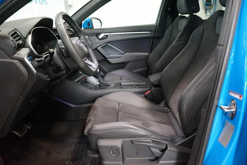 Audi Q3 45 TFSI quattro S Line Standheizung+AD+360° 04/2019-photo-11
