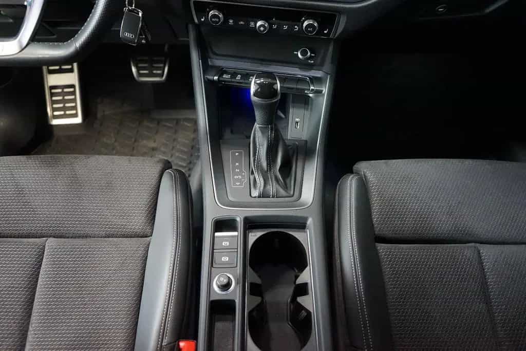 Audi Q3 45 TFSI quattro S Line Standheizung+AD+360° 04/2019-photo-15