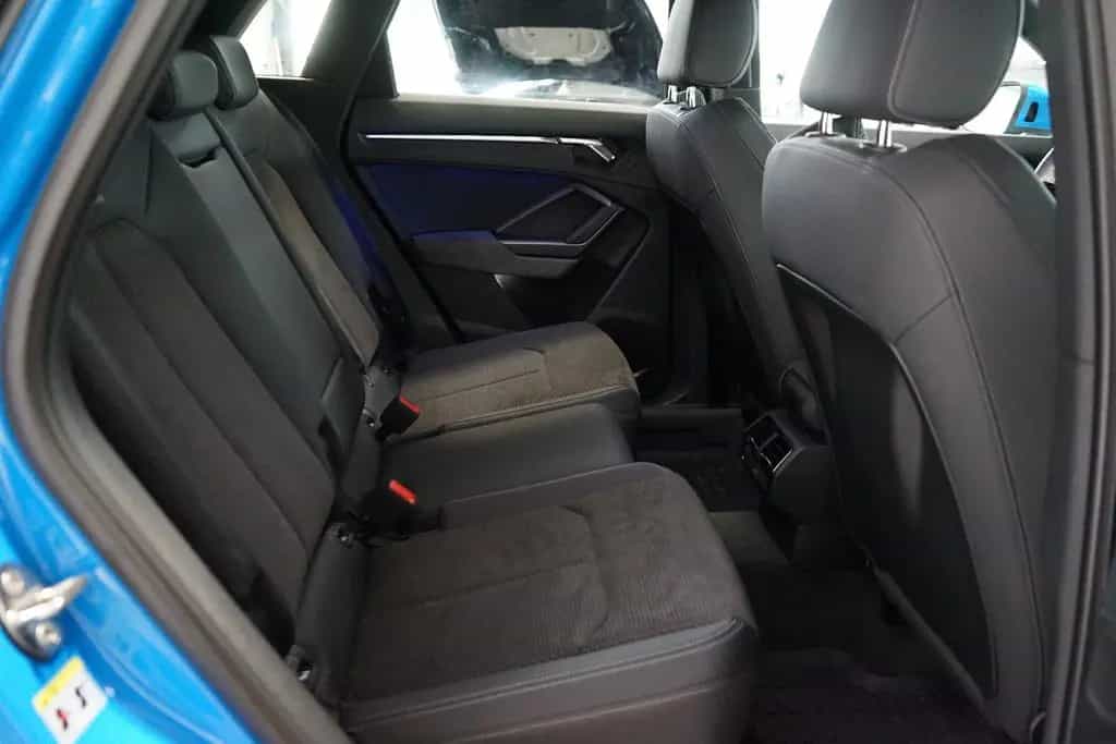 Audi Q3 45 TFSI quattro S Line Standheizung+AD+360° 04/2019-photo-20