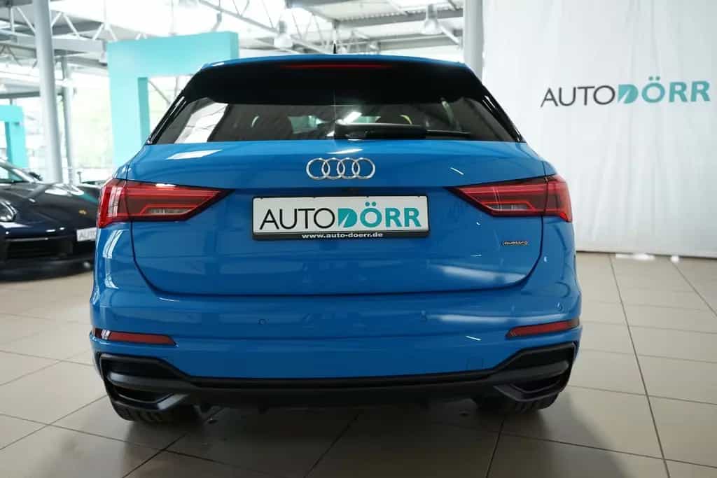 Audi Q3 45 TFSI quattro S Line Standheizung+AD+360° 04/2019-photo-3