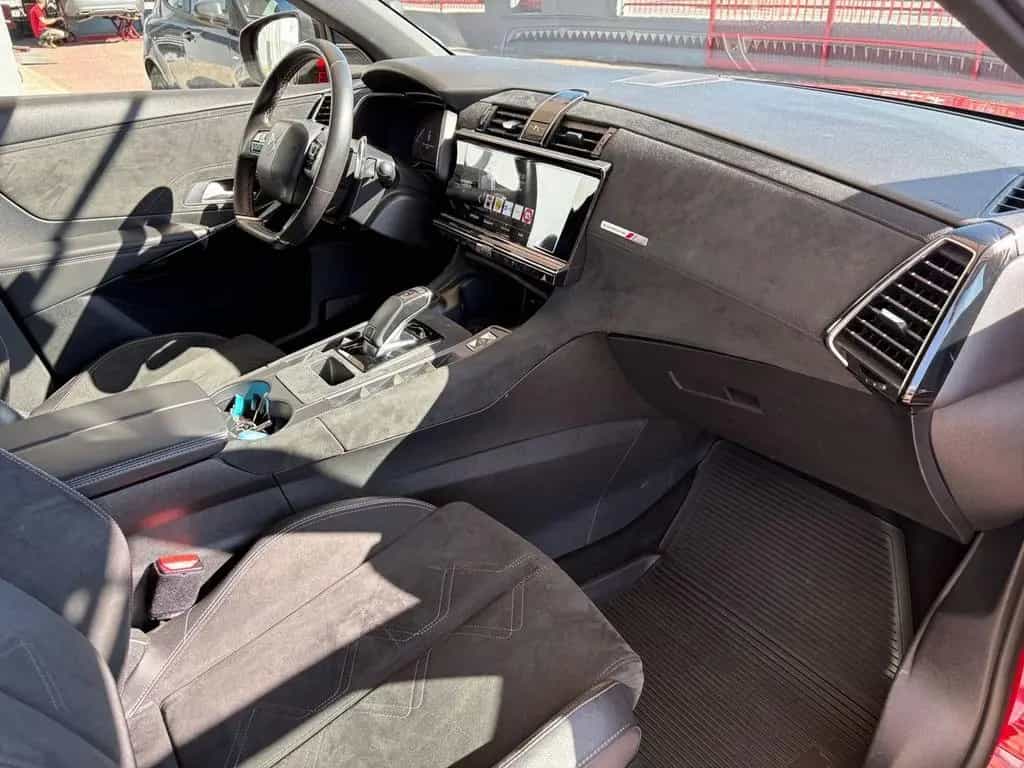 DS Automobiles DS7 (Crossback) DS DS 7 Grand Chic 1.5 Blue HDi 130 #10835 01/2019-photo-11