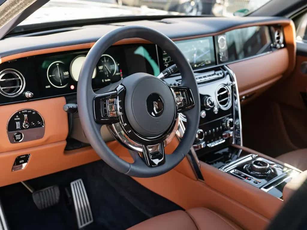 Rolls-Royce Cullinan 02/2025-photo-6