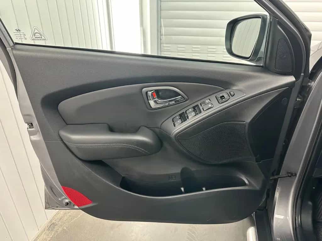 Hyundai ix35 Tucson 2,0 Premium AWD Automatik Allrad CD 12/2011-photo-16