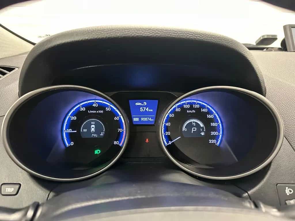 Hyundai ix35 Tucson 2,0 Premium AWD Automatik Allrad CD 12/2011-photo-29