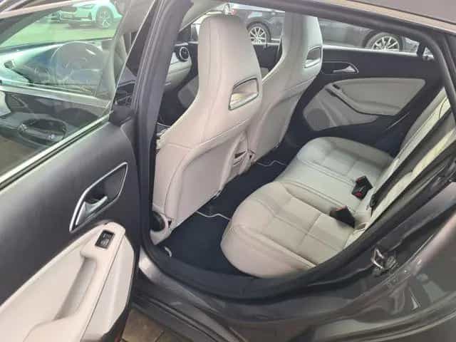 Mercedes-Benz CLA 180 Shooting Brake URBAN LED 05/2018-photo-11