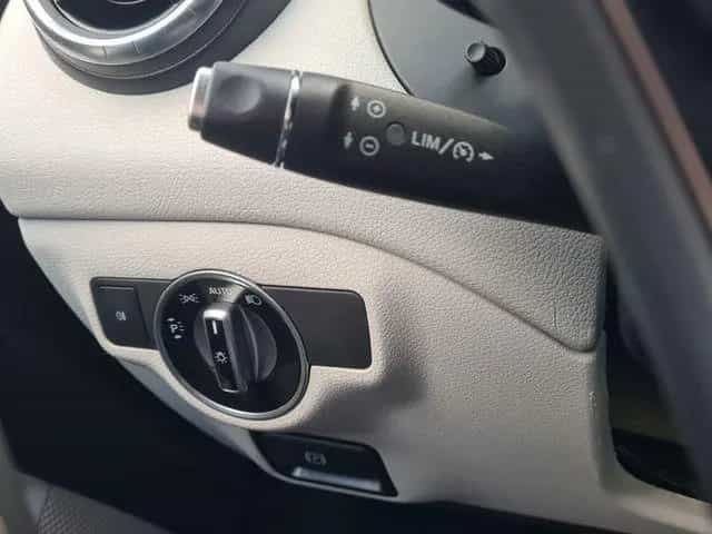 Mercedes-Benz CLA 180 Shooting Brake URBAN LED 05/2018-photo-18