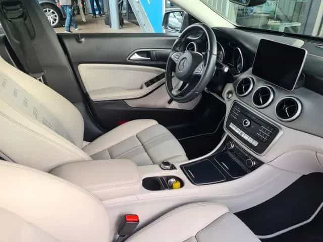 Mercedes-Benz CLA 180 Shooting Brake URBAN LED 05/2018-photo-7