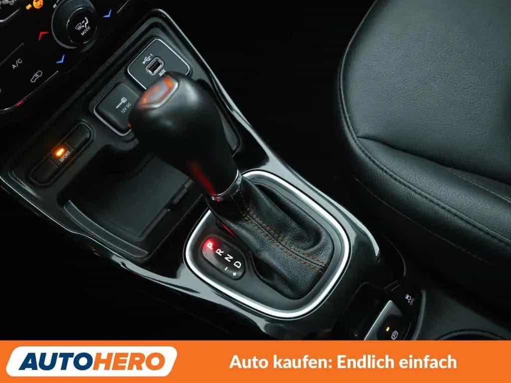 Jeep Compass 1.3 T-GDi Limited FWD Aut. *NAVI*CAM* 11/2020-photo-24