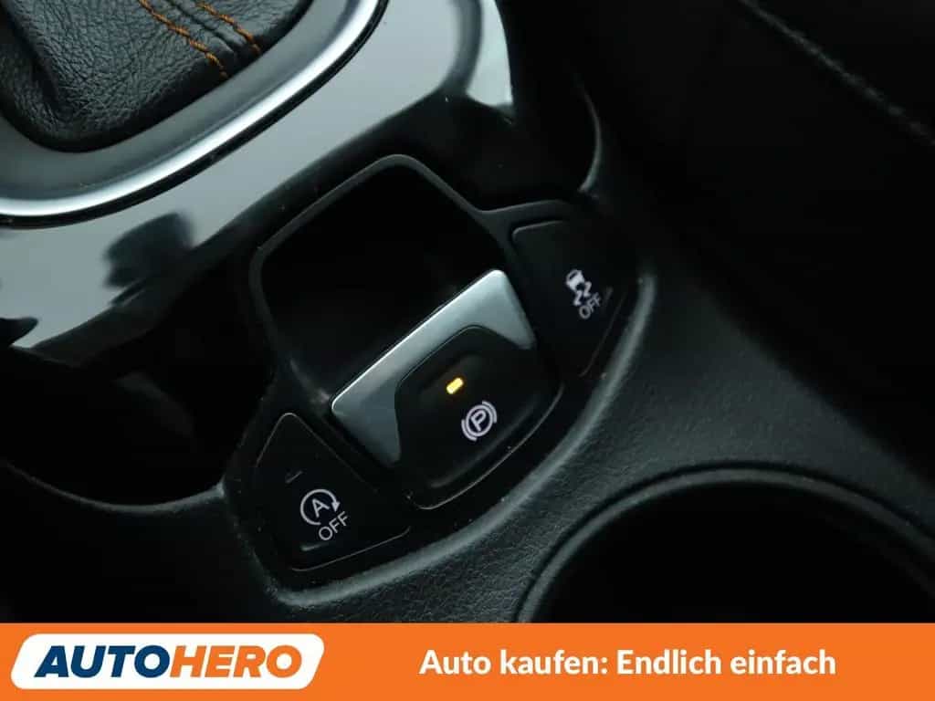 Jeep Compass 1.3 T-GDi Limited FWD Aut. *NAVI*CAM* 11/2020-photo-25
