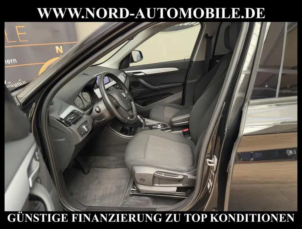 BMW X1 sDrive 18 d Advantage Automatik *NAVI*SHZ*17Z 09/2021-photo-16