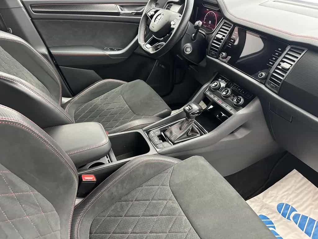 Skoda Kodiaq RS 4x4 " 7 SITZER-NAVI-CAM-SITZH-MULTI" 02/2023-photo-10