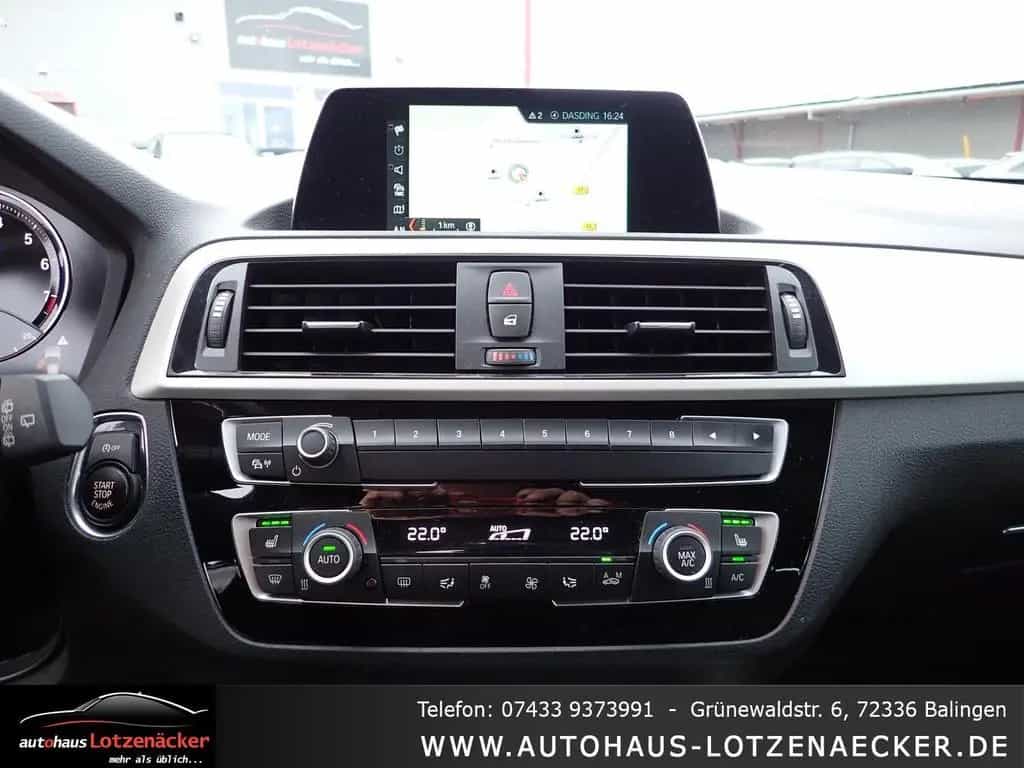 BMW 118 i Advantage NAVI|SHZ|LED|PDC|M-FELGEN 09/2018-photo-10