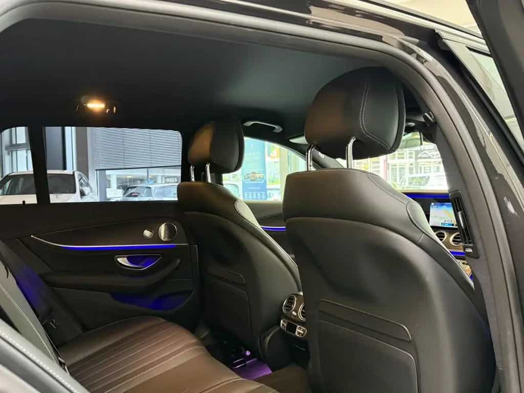 Mercedes-Benz E-Class T d AMG EXCLUSIVE+MBEAM+AHK+DISTR+MASSAGE 11/2020-photo-15