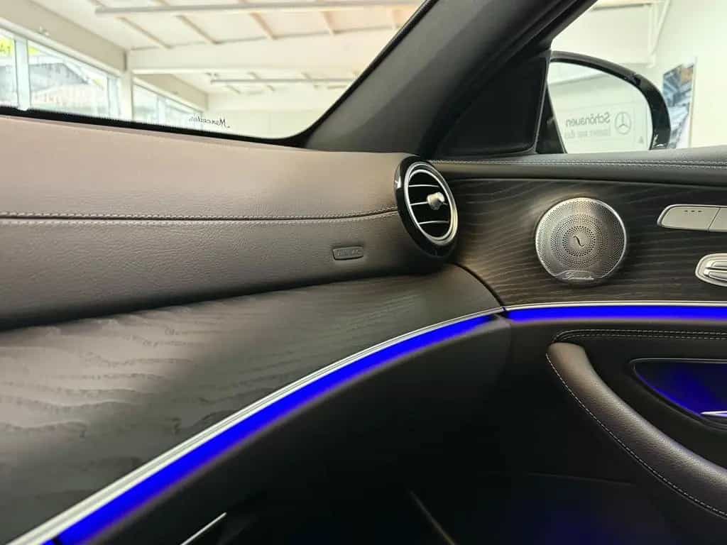 Mercedes-Benz E-Class T d AMG EXCLUSIVE+MBEAM+AHK+DISTR+MASSAGE 11/2020-photo-19