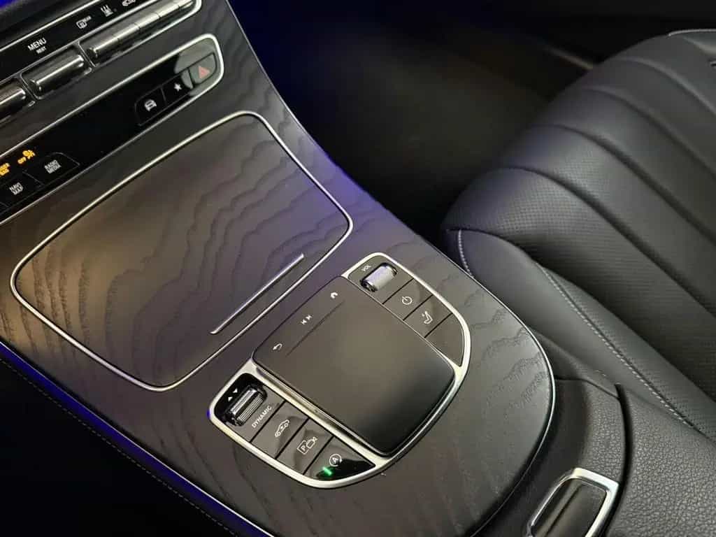 Mercedes-Benz E-Class T d AMG EXCLUSIVE+MBEAM+AHK+DISTR+MASSAGE 11/2020-photo-20