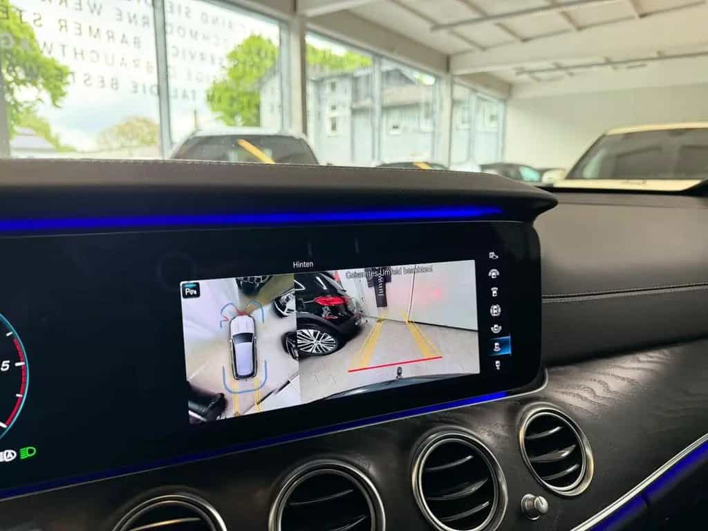 Mercedes-Benz E-Class T d AMG EXCLUSIVE+MBEAM+AHK+DISTR+MASSAGE 11/2020-photo-22