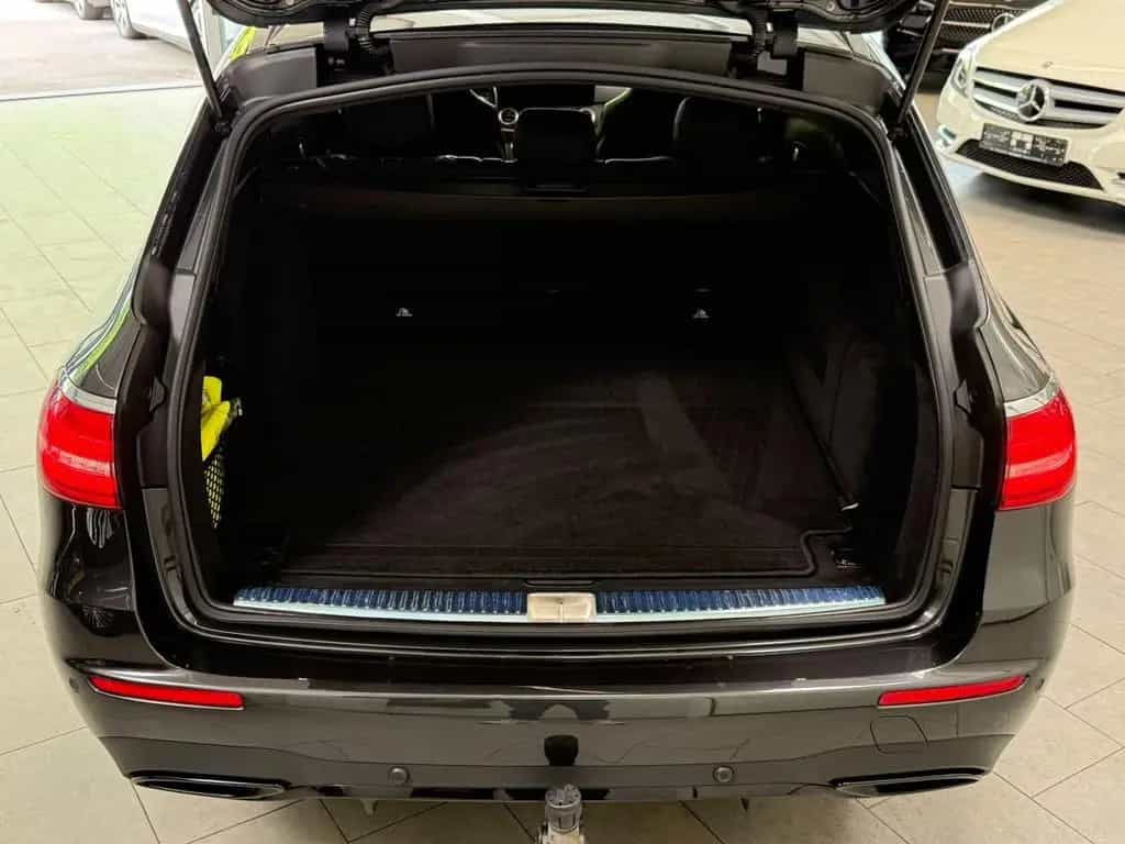 Mercedes-Benz E-Class T d AMG EXCLUSIVE+MBEAM+AHK+DISTR+MASSAGE 11/2020-photo-5