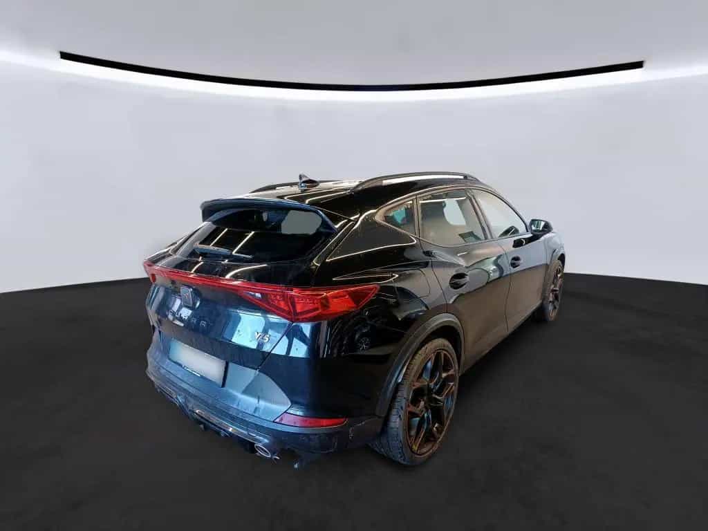 Cupra Formentor VZ5 4Drive Matrix-Beam LED 02/2024-photo-3