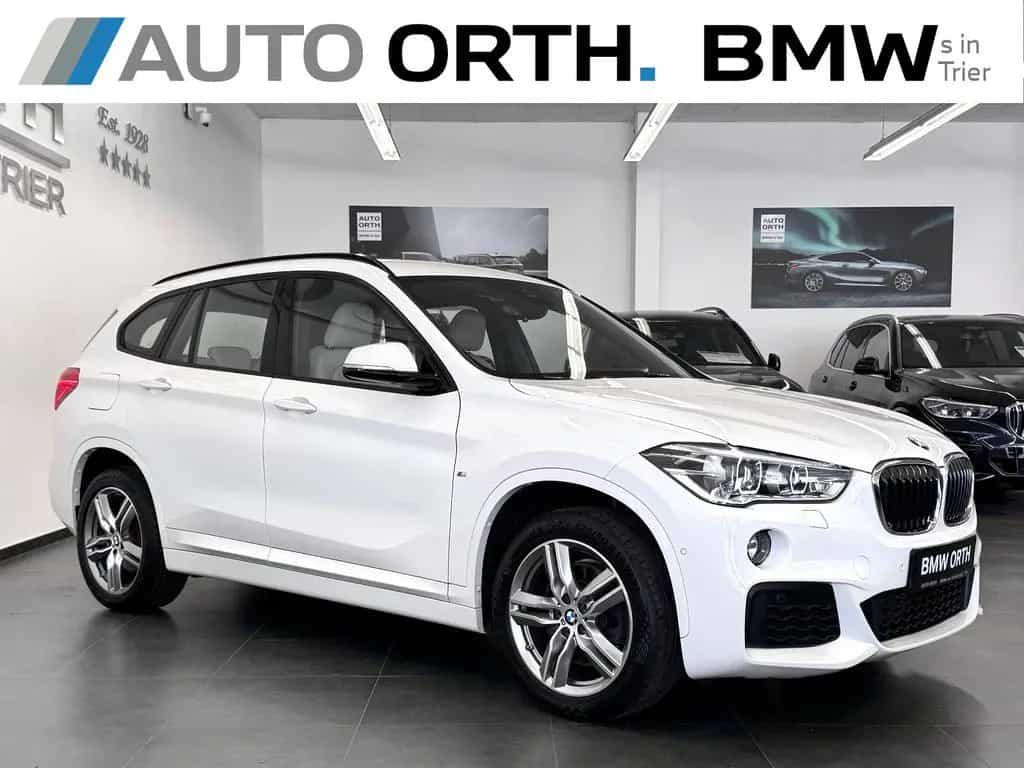 BMW X1 xDrive20i AUT M-SPORT LEDER NAVI+ HUD LED RFK 12/2017-photo-2