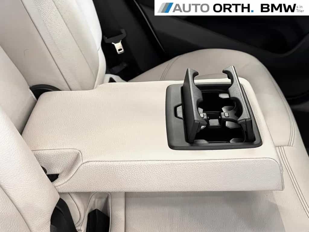 BMW X1 xDrive20i AUT M-SPORT LEDER NAVI+ HUD LED RFK 12/2017-photo-24