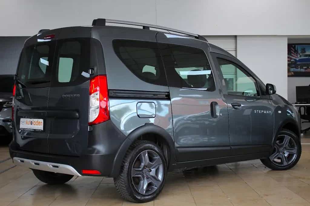 Dacia Dokker TCe 115 Stepway Celebration *1.HAND*NAVI* 01/2018-photo-1