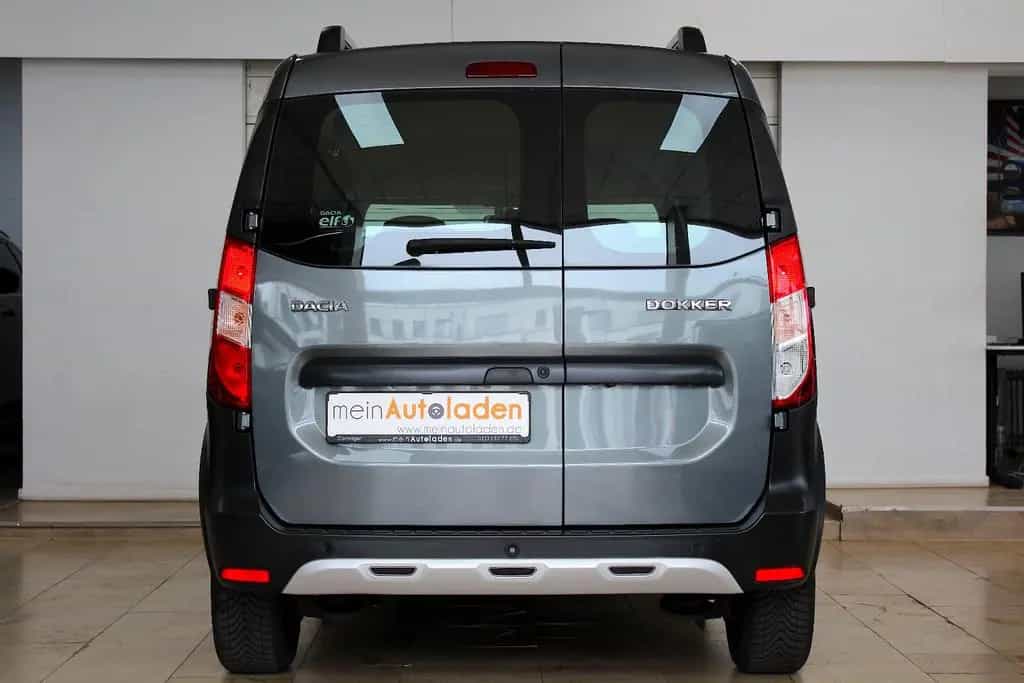Dacia Dokker TCe 115 Stepway Celebration *1.HAND*NAVI* 01/2018-photo-4