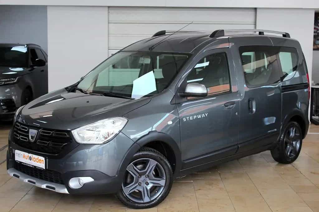 Dacia Dokker TCe 115 Stepway Celebration *1.HAND*NAVI* 01/2018-photo-5