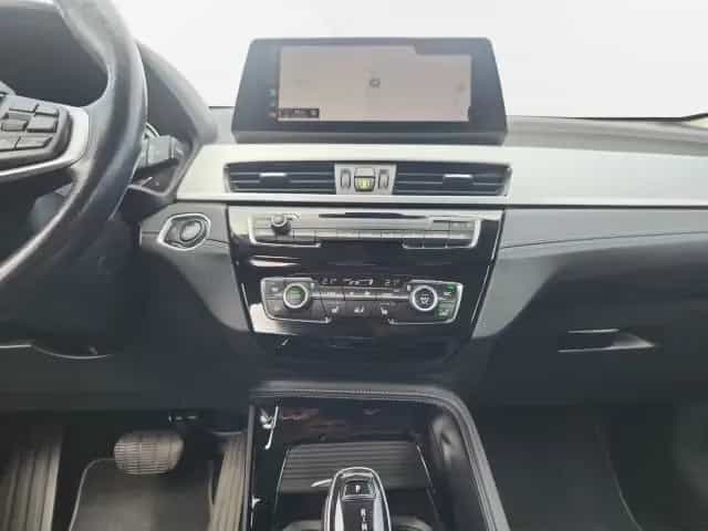 BMW X1 xDrive20d xLine 06/2020-photo-14
