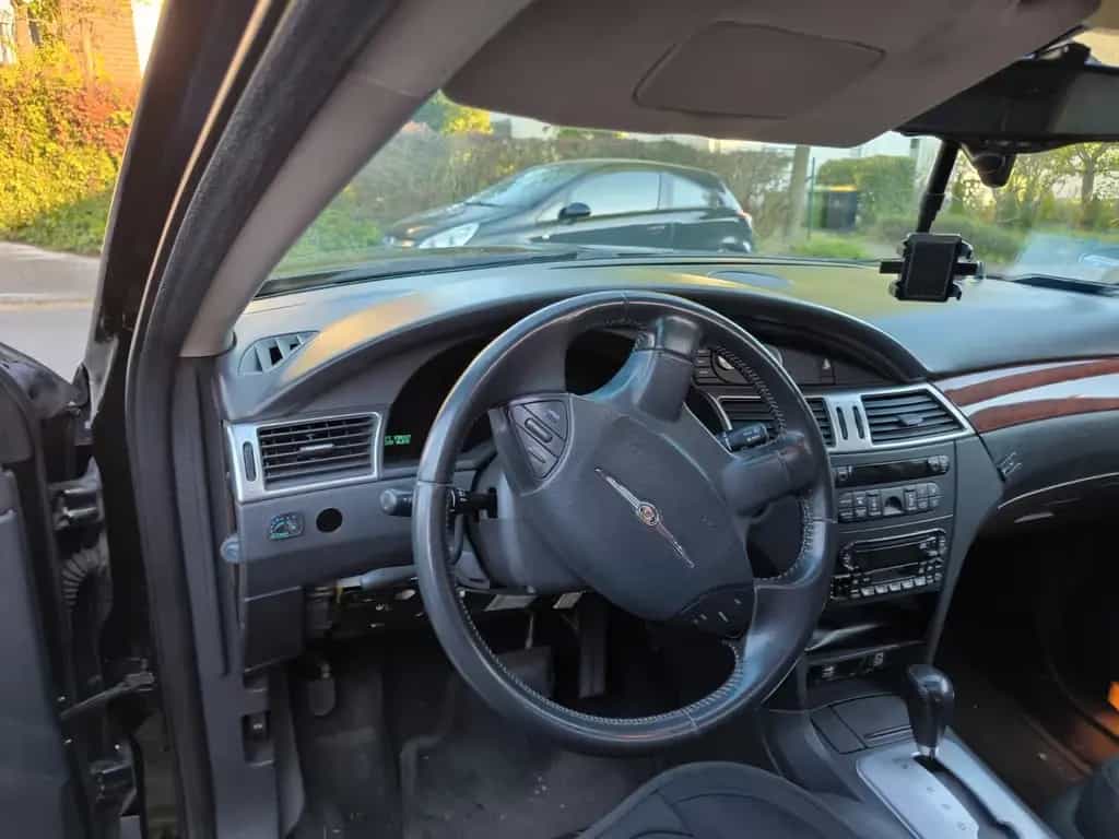 Chrysler Pacifica 06/2004-photo-5