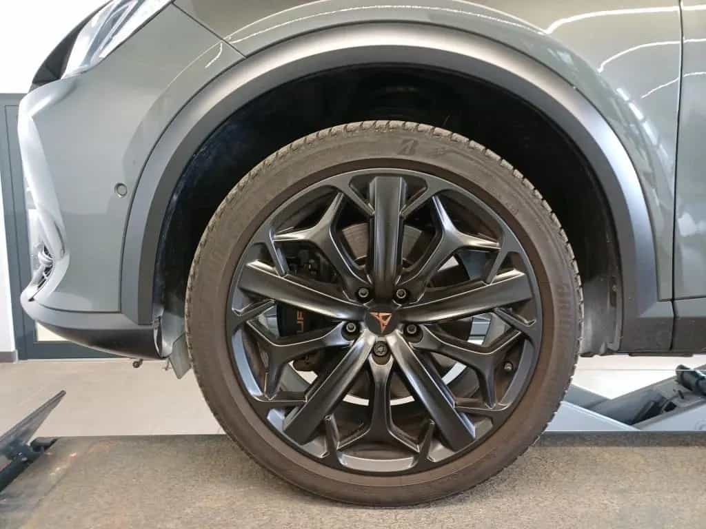 Cupra Formentor VZ Tribe Edition 4Drive Panorama Beats 01/2024-photo-4