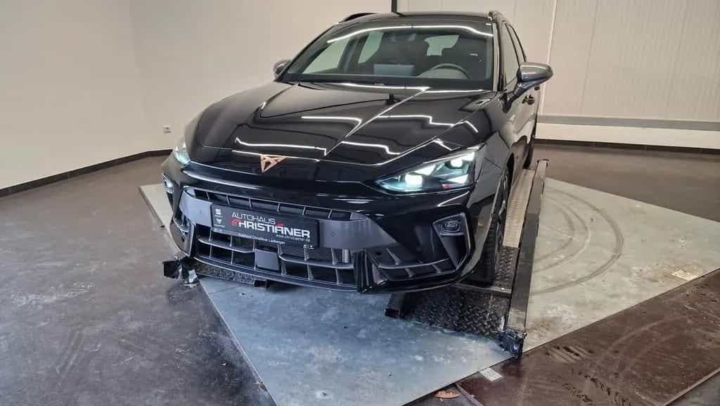 Cupra Leon Leon Sportstourer1.5 eTSI Navi/ GJR/ Kes... 03/2025-photo-0