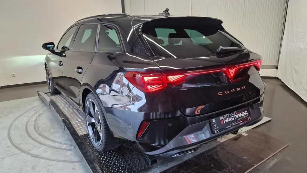 Cupra Leon Leon Sportstourer1.5 eTSI Navi/ GJR/ Kes... 03/2025-photo-1