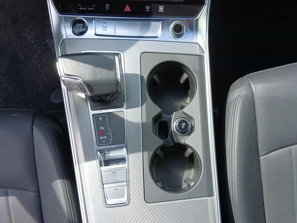 Audi A6 55 TFSI quattro S-tronic Leder Rückfahrkamera 03/2023-photo-9