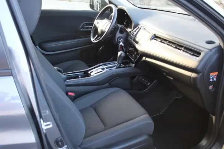 Honda HR-V 1.5 i-VTEC Elegance, CVT, Navi, Kamera, LED 07/2020-photo-4