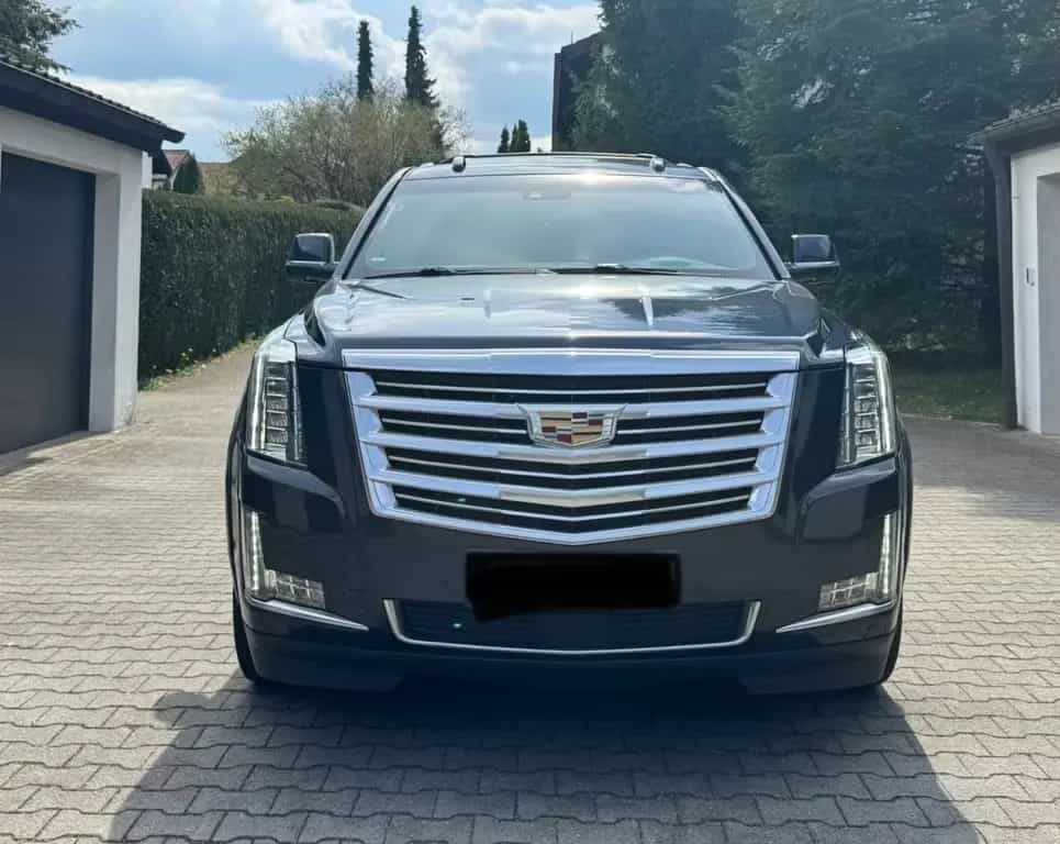 Cadillac Escalade 6.2 V8 Platinum / Deutsch/1. Hand/360° 10/2018-photo-2