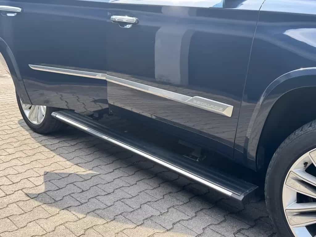 Cadillac Escalade 6.2 V8 Platinum / Deutsch/1. Hand/360° 10/2018-photo-5