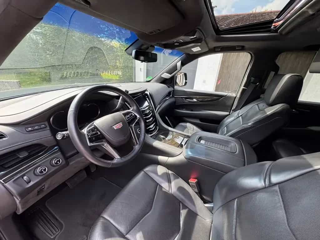 Cadillac Escalade 6.2 V8 Platinum / Deutsch/1. Hand/360° 10/2018-photo-7