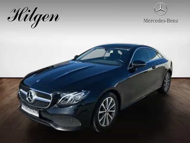 Mercedes-Benz E 200 Avantgarde Pano. Kamera LED Ambiente 05/2018-photo-0