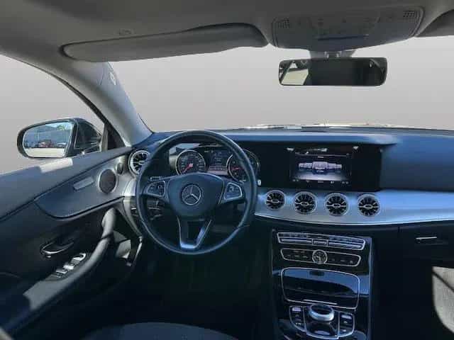Mercedes-Benz E 200 Avantgarde Pano. Kamera LED Ambiente 05/2018-photo-12