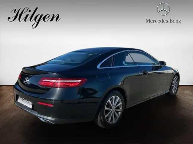 Mercedes-Benz E 200 Avantgarde Pano. Kamera LED Ambiente 05/2018-photo-4