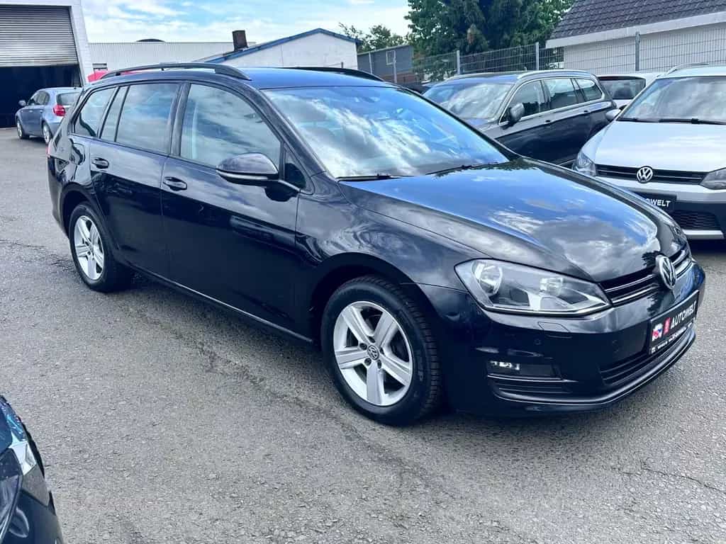 Volkswagen Golf VII Variant BMT 125PS SHZ PDC 2.HD VIEL NEU 04/2014-photo-3
